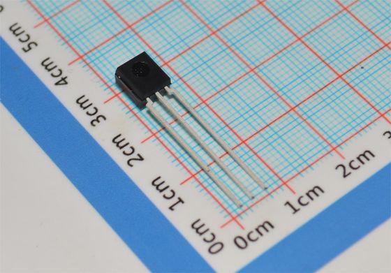 P34836 5G NR RF 전력 증폭기 3.3-5V 공급 28dB 이득 30-6000MHz QFN-16 +105°C 운영 통합 편견 제어