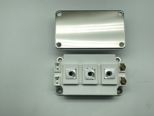 SKM400GB12E4 1200V 400A IGBT 모듈 낮은 Vce(sat) 높은 단락 회로 견고성 낮은 스위칭 손실 높은 절연 산업 등급 모터 드라이브 및 산업용 UPS