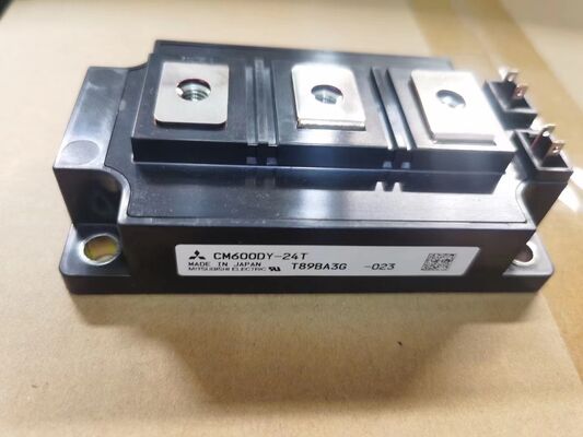 CM600DY-24T 1200V 600A 듀얼 IGBT 모듈 낮은 VCE (sat) 2.7V 높은 단회로 강도 낮은 스위칭 손실 산업용 모터 드라이브 및 고전력 UPS에 대한 고 고 격리