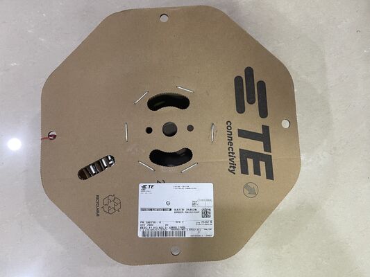 280756-4 4 포지션 2.5mm 피치 와이어-투-보드 리셉터클 크림프 하우징 마찰 잠금 패널 마운트 UL 94V-0 극성 4.5A 정격 전력 분배 및 산업 제어용