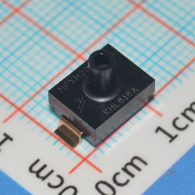 MPXM2010GS 10kPa 압력 센서 0-40mV 출력 ±1.5% 정확도 SOP-6 3-6V 공급 -40°C ~ +125°C 미디어 저항