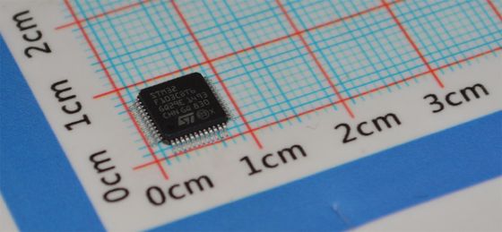 STM32F103CBT6 72MHz 코텍스-M3 MCU 128KB 플래시 20KB 램 2x12 비트 ADC 3xUSART USB/CAN LQFP-48 2.0-3.6V -40°C ~ +85°C 산업용 성능