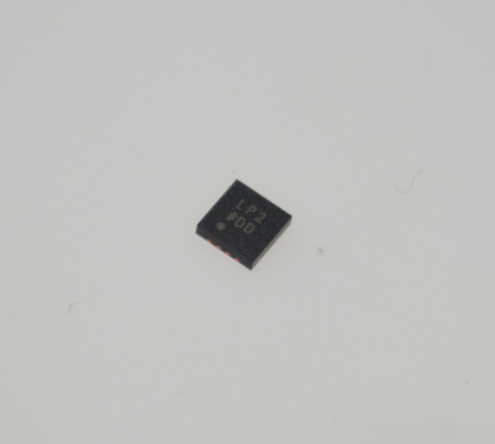 ADM7172ACPZ-R7 6.5V 2A 초저소음 LDO 1μV RMS 소음 75dB PSRR @ 1MHz 2.3-6.5V 입력 LFCSP-8 -40°C ~ +125°C