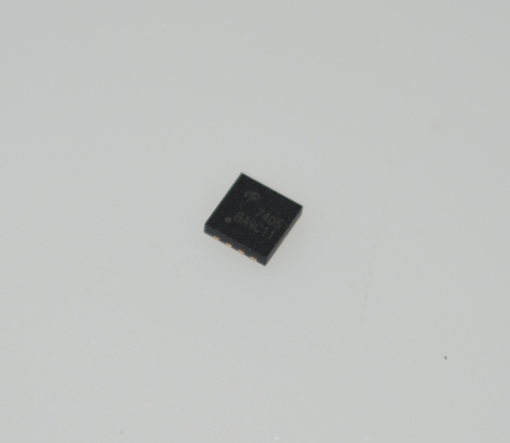 AON7405 30V N-채널 MOSFET 9.5mΩ Rds(on) 60A 연속 DFN5x6-8L -55°C ~ +175°C AEC-Q101 인증