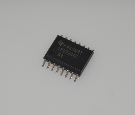 ISO7240CDWR 4 채널 디지털 절연기, 100Mbps 속도, 높은 CMTI (50kV/µs), 넓은 공급 전압 범위 (3V-5.5V), 저전력, 강력한 ESD 보호 및 SOIC-16 패키지