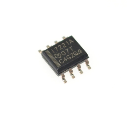 ISO7221ADR 디지털 격리기 1 채널 150Mbps 고속 3kVrms 격리 3.1ns 지연 2.7-5.5V 광전압 -40°C ~ +125°C SOIC-8 패키지