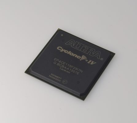EP4CE115F29I7N Cyclone IV FPGA 114K LEs 3.9Mbit RAM 266MHz 속도 1.2V 코어 전압 622 I/O 핀 PCIe 지원 산업용 온도(-40°C ~ 100°C) RoHS 준수 780핀 FBGA 패키지