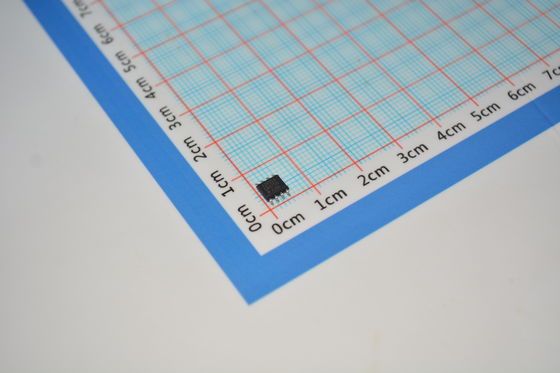 ADR02ARZ 정밀 5.0V 전압 참조 초저소음 4μVpp 0.02% 초기 정확성 3ppm/°C 변동 10mA 출력 1.2V ~ 15V 범위