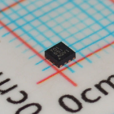 BQ294701DSGR - 과전압/부족전압 감지 기능이 있는 리튬 이온 셀 보호기, 2셀, 1µA 전류, 3.6V-10V 범위, 1ms 응답, 열 차단 및 DSBGA 패키지