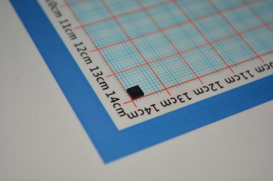 CSD25404Q3T 40V P 채널 NexFETTM MOSFET 8.5mΩ RDS ((on) 50A 전류 175°C 등급 낮은 Qg 3.3mm×3.3mm SON 패키지 AEC-Q101 자격 & 할로겐 무료 설계
