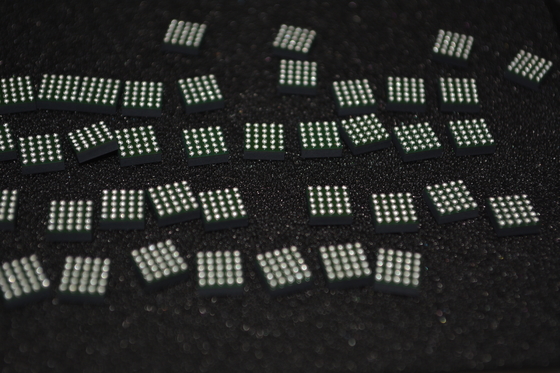 LTM4622IY 4A 20V 95% 효율성 3.1-20V 입력 ±1.5% 출력 정확성 2.5MHz 스위치 및 6.25mm × 6.25mm BGA 패키지
