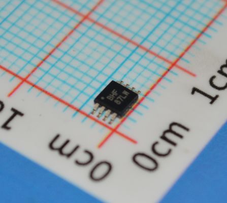 초저잡음 고정밀 제로 드리프트 OPA2335AIDGKR - 소형 저전력 레일-투-레일 I/O 연산 증폭기, 넓은 전원 범위 및 강력한 ESD 보호 기능