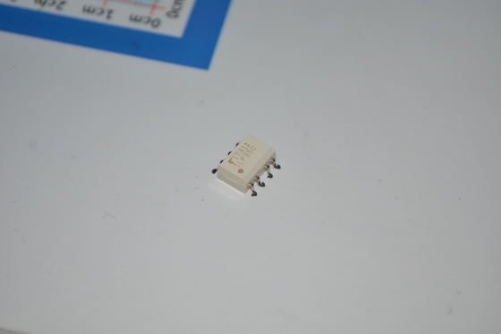 TLP350H 고속 1Mbps IGBT/MOSFET 게이트 드라이버 0.7A/0.5A 출력 15kV/μs 면역 5mA 임계 5000Vrms 격리 컴팩트 SO6 패키지에 CMOS 호환