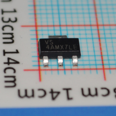 TLV1117LV25DCYR:2.5V 고정 출력 LDO 1A 전류 저출력 (최대 1.1V) 높은 PSRR (65dB) 1% 정확성 세라믹 콘덴시터와 안정적 인 SOT-223 패키지의 과류 / 열 보호