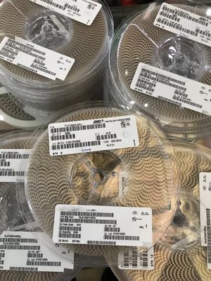 TAJA475K010RNJ 4.7μF 10V 탄탈륨 콘덴서 10% 허용 오차 1310 케이스 저 ESR 고신뢰성 AEC-Q200 인증 광범위 온도 범위 자동차 및 산업용