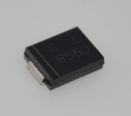 CDBC560-G 560Ω@100MHz 공통 모드 초크 고전류 정격 광범위 온도 범위 저 DCR 우수한 EMI 억제 RoHS 규격 소형 설계 전원 및 데이터 라인 보호