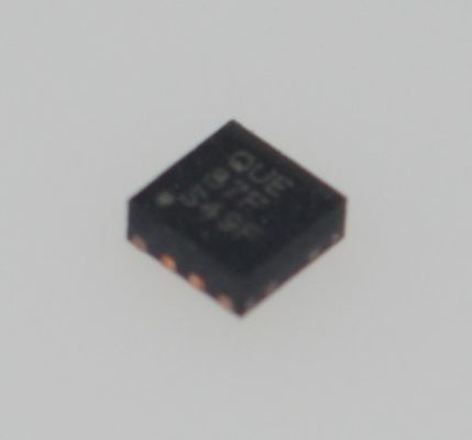 TPS62170DSGR 스텝다운 컨버터, 3-17V 입력, 1.2A 출력, 최대 95% 효율, 1.8V ~ 6V 조절 가능 출력, 17μA 낮은 대기 전류, 절전 모드, 100% 듀티 사이클, 소형 2.0x2.0mm WSON 패키지