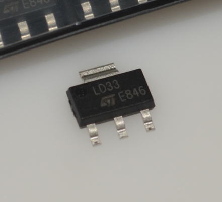 LD1117S33CTR 3.3V LDO 전압 조정기, 1A 출력, 낮은 드롭아웃 전압, 높은 정확도, 과전류 및 열 보호, 세라믹 커패시터로 안정, SOT-223 패키지