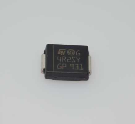 초고속 75ns STTH4R02SY 4A 200V 전력 정정기 매우 낮은 Vf and Qrr 고온 작동 AEC-Q101 자격 하로겐 자유 ESD 견고한 DPAK 패키지