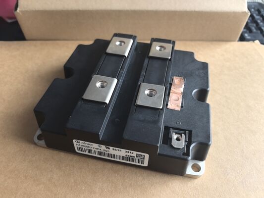 FZ1600R17HP4B2 1700V HiPerFET 4 1600A IGBT 고전력 밀도 낮은 Vce ((sat) 빠른 전환 고주파 강성 SOA UPS 및 태양광용 산업용