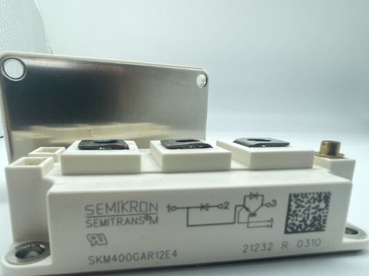 SKM400GAR12E4 1200V 400A IGBT 모듈, 낮은 Vce(sat), 높은 단락 회로 내성, 낮은 스위칭 손실, 높은 절연, 산업 등급, 태양광 인버터 및 고전력 UPS용