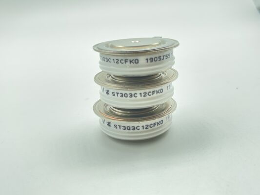 ST303C12CFK0 1200V 300A 반 브리지 모듈 낮은 Vce (sat) 낮은 손실 단회로 내구성 통합 NTC 모터 드라이브 및 산업 인버터