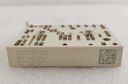 35ACC12F4V1 12V 3.5A 자동차 PNP 트랜지스터 낮은 VCE (sat) 250mV 높은 전류 증가 SOT-223 패키지 AEC-Q101 차량의 부하 전환 및 모터 제어에 적합