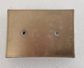 35ACC12F4V1 12V 3.5A 자동차 PNP 트랜지스터 낮은 VCE (sat) 250mV 높은 전류 증가 SOT-223 패키지 AEC-Q101 차량의 부하 전환 및 모터 제어에 적합