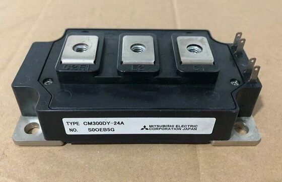 CM300DY-24A 1200V 300A 듀얼 IGBT 모듈 낮은 VCE (sat) 2.7V 낮은 스위칭 손실 높은 단회로 강도 높은 고립