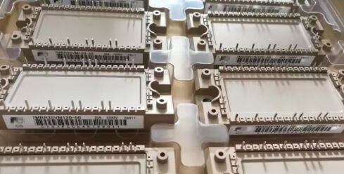 FP25R12KT4 B11 1200V 25A PIM IGBT 모듈 저 스위칭 손실 트렌치 스톱 IGBT4 통합 NTC 고립 구리 기판 150°C 작동 압력 FIT 기술 모터 드라이브