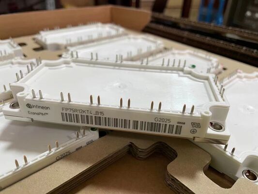 FP75R12KT4 B15 1200V 75A PIM IGBT 모듈 TRENCHSTOPTM IGBT4 저 스위칭 손실 통합 수정기 및 브레이크 구리 기판 NTC 모터 드라이브용 높은 스위칭 주파수