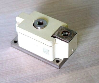 SKKE600/16 1600V 600A 단일 다이오드 모듈 초저 VF 1.5V 높은 서지 전류 22kA SEMIPACK4 절연 베이스 우수한 열 전달 높은 신뢰성 정류기 및 용접용 UL 인증