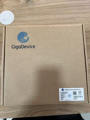 GD25Q80ETIGR 8Mbit NOR 플래시 133MHz 쿼드 SPI 532Mbit/s 전송 100K 내구성 20Y 데이터 보유 2.7V-3.6V 낮은 대기 상태 11uA SOP-8 IoT 및 웨어러블