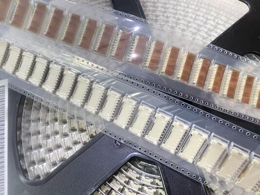 SM08B-PASS-TBT 컴팩트하고 견고하며 안전하며 높은 유지력의 납땜 불필요한 다용도 및 신뢰성 – 안정적인 PCB 연결이 필요한 좁은 공간에 이상적