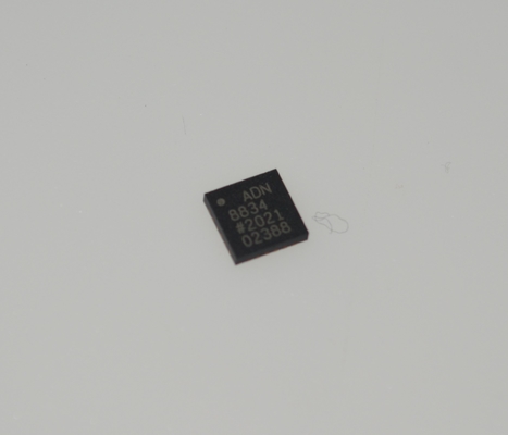 ADN8834ACPZ-R7 3A TEC 컨트롤러 ±2.5°C 안정성 2.7-5.5V 전원 I2C 인터페이스 LFCSP-32 -40°C ~ +85°C