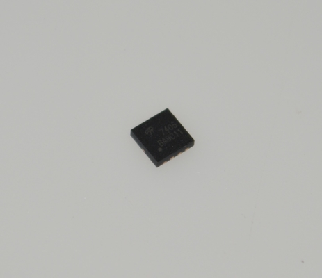 AON7405 30V N-채널 MOSFET 9.5mΩ Rds(on) 60A 연속 DFN5x6-8L -55°C ~ +175°C AEC-Q101 인증