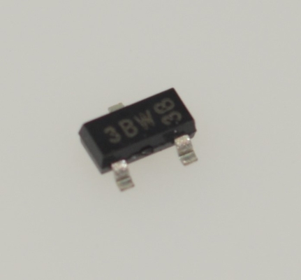 BC856B PNP 일반용 트랜지스터 65V 100mA SOT-23 패키지 저소음 고전류 가이드 200-450 250MHz 주파수 BC846B를 보완하는 RoHS 컴플라이언스 테이프 & 릴