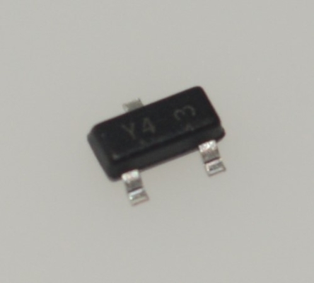 BZX84C15LT3G 15V 제너 SOT-23 225mW 저누설 전류 고안정성 서지 보호 할로겐 프리 테이프 & 릴 포장 공간 제약 PCB에 이상적