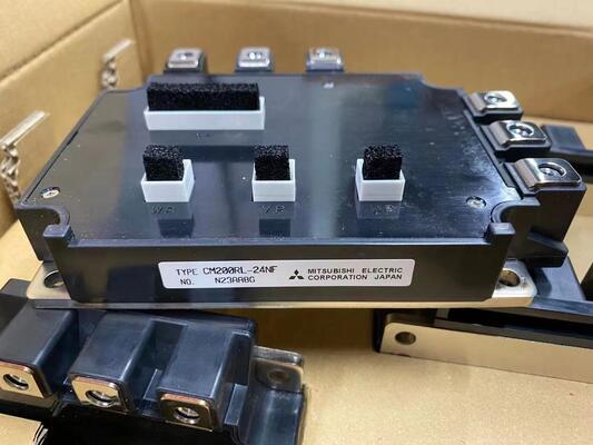 CM200RL-24NF 1200V 200A 듀얼 IGBT 모듈 낮은 VCE(sat) 높은 단락 회로 견고성 낮은 스위칭 손실 산업용 모터 드라이브 및 고전력 UPS용